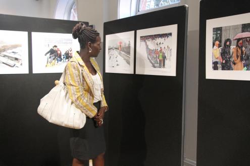 Guest viewing the photos