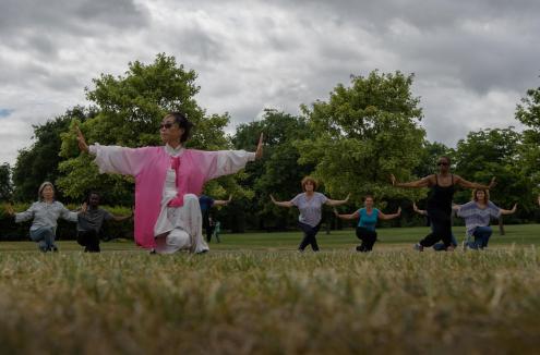 Shen Yujie teaching Taiji